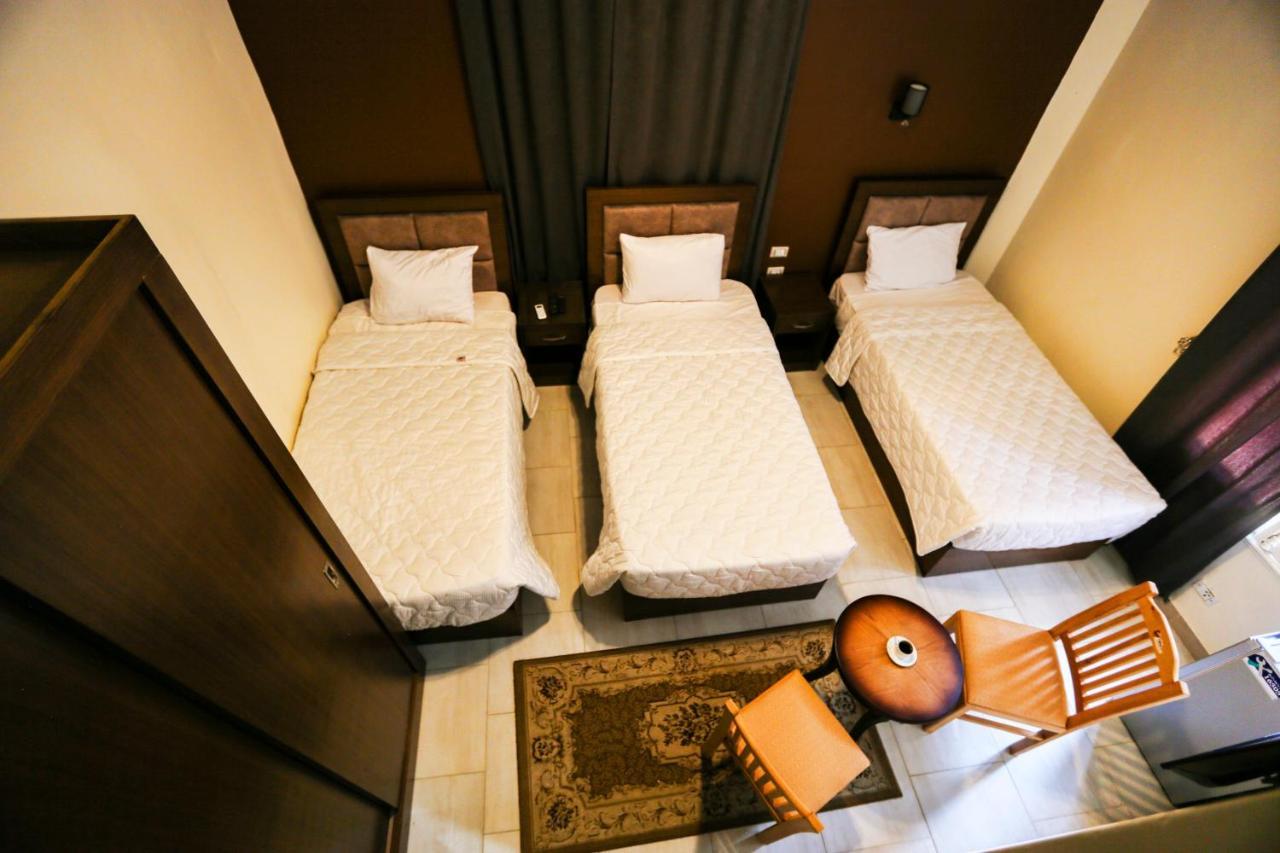Valencia Boutiqe Cairo Hostel ภายนอก รูปภาพ